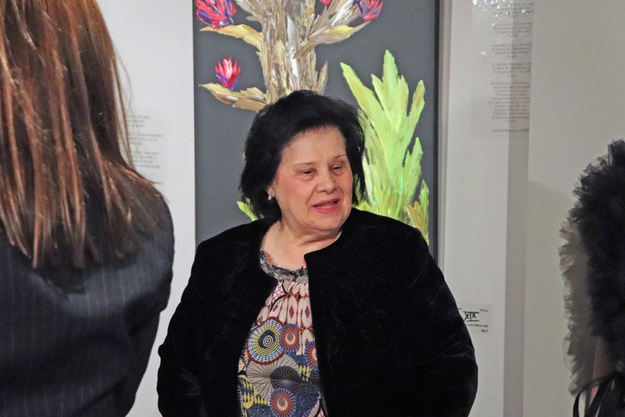 Kira Hagi și-a lansat o expoziție inedită de pictură. Ilie Dumitrescu a cumpărat un tablou de 1.000 de euro_44