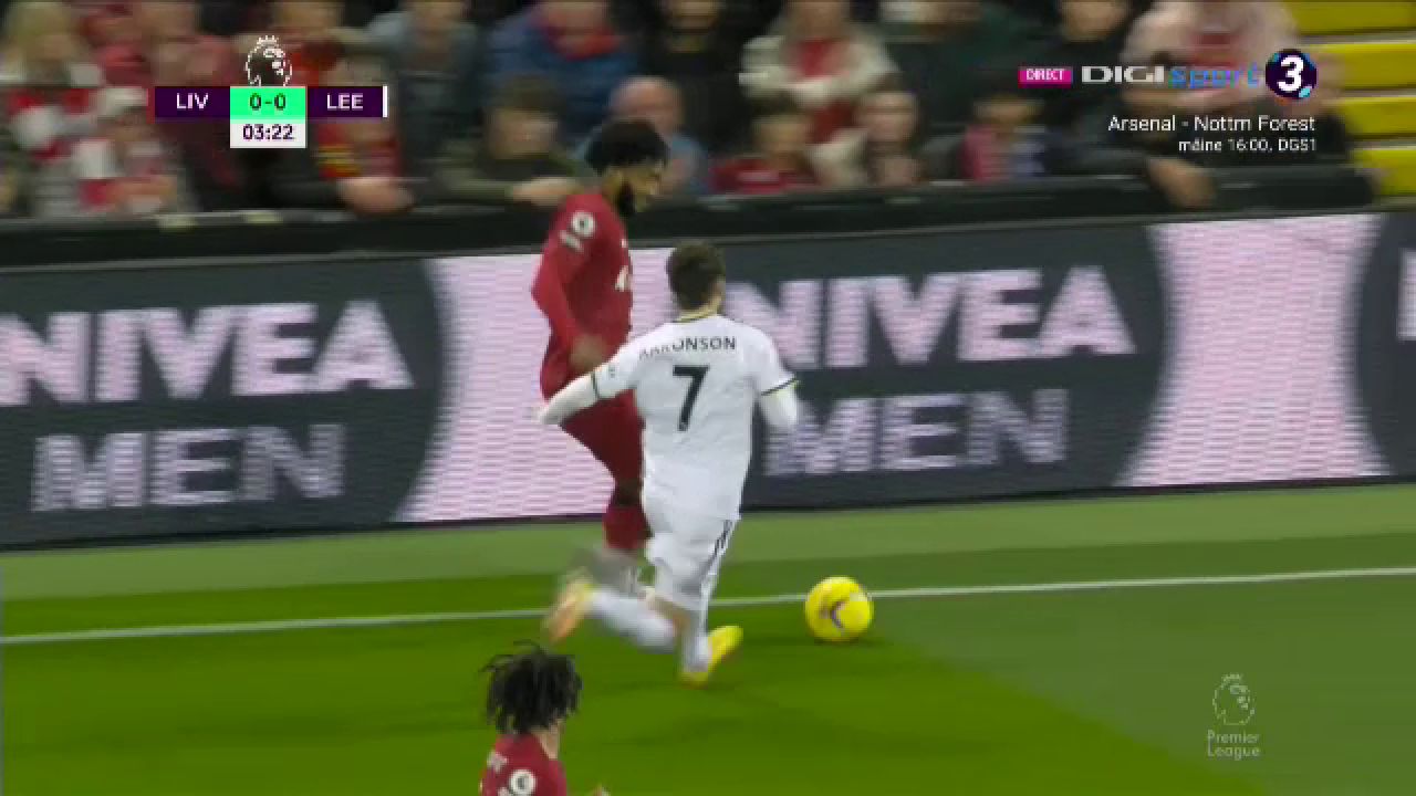 Ce a făcut Alisson aici? Eroare gravă în defensiva lui Liverpool în meciul cu Leeds de pe Anfield_8