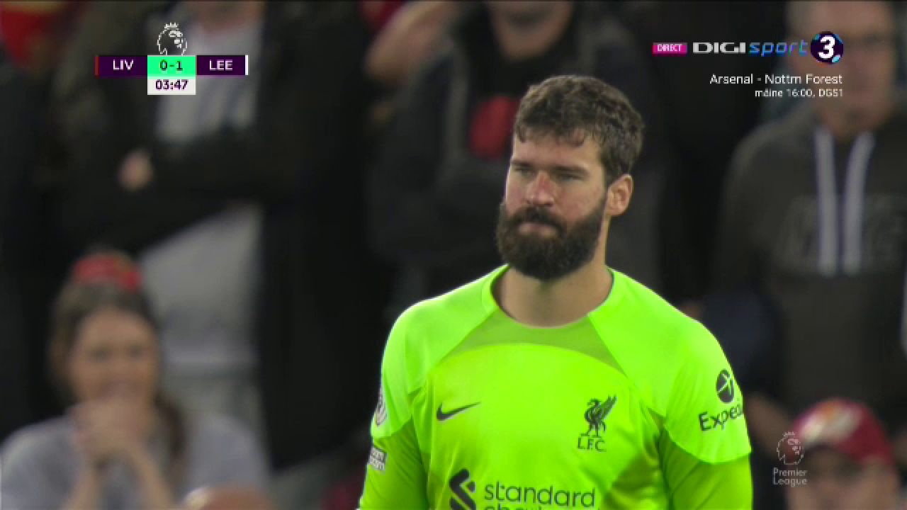Ce a făcut Alisson aici? Eroare gravă în defensiva lui Liverpool în meciul cu Leeds de pe Anfield_20