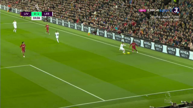 Ce a făcut Alisson aici? Eroare gravă în defensiva lui Liverpool în meciul cu Leeds de pe Anfield_22