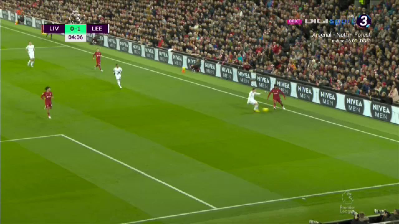 Ce a făcut Alisson aici? Eroare gravă în defensiva lui Liverpool în meciul cu Leeds de pe Anfield_22