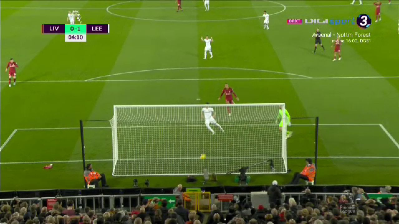 Ce a făcut Alisson aici? Eroare gravă în defensiva lui Liverpool în meciul cu Leeds de pe Anfield_30