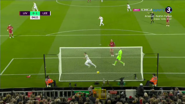 Ce a făcut Alisson aici? Eroare gravă în defensiva lui Liverpool în meciul cu Leeds de pe Anfield_31