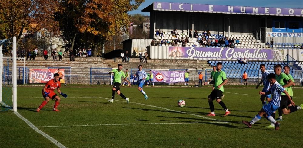10 pe linie! Performanță fabuloasă realizată de Corvinul Hunedoara_12