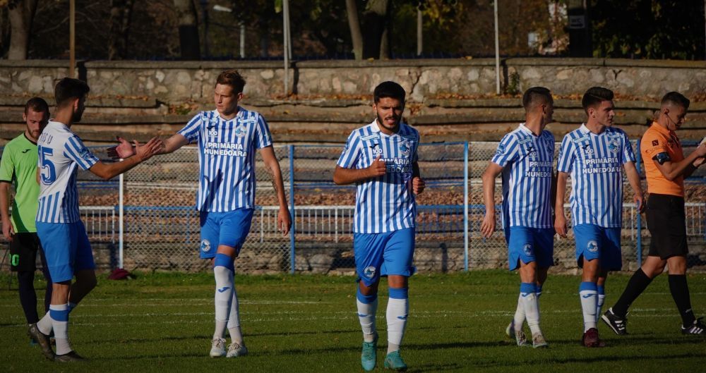 10 pe linie! Performanță fabuloasă realizată de Corvinul Hunedoara_14