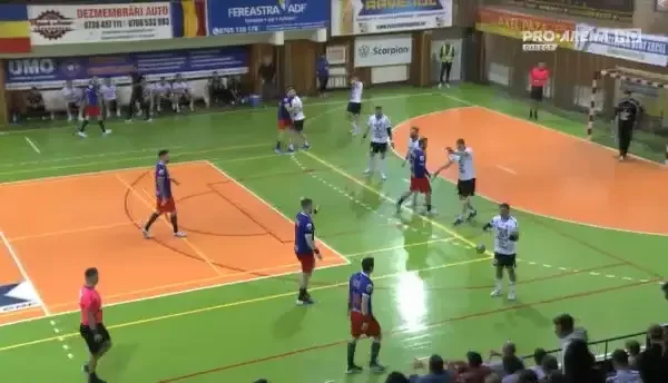 CSM Focșani - Steaua București: Primele cinci minute din prima repriză (în direct pe Pro Arena & VOYO)