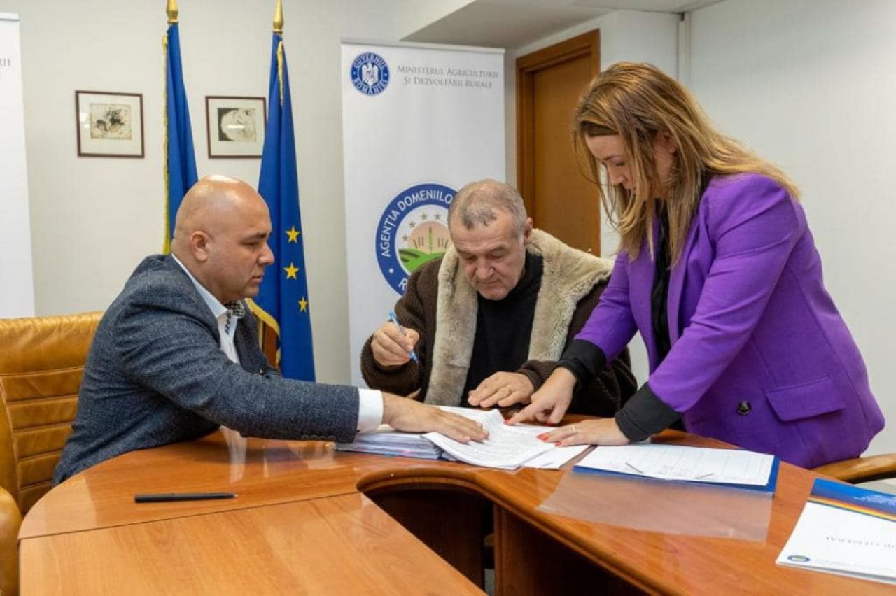 Contract-record semnat de Gigi Becali: „Unul dintre cele mai mari din istorie!” _1