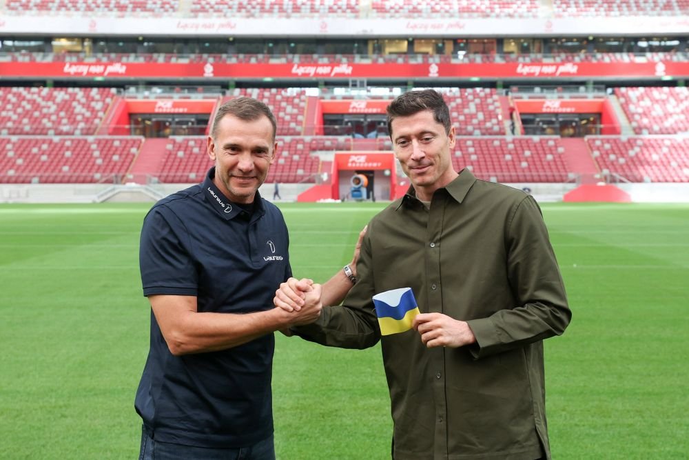 Lewandowski, lăsat acasă de Xavi pentru ultima partidă din Champions League. Motivul pentru care atacantul nu a făcut deplasarea_18