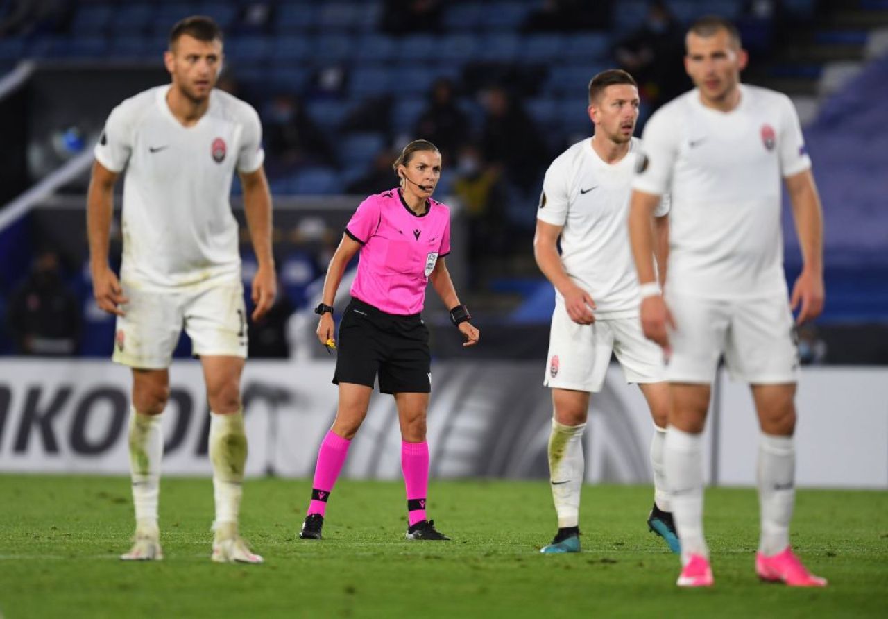 Real Madrid va fi arbitrată în premieră de o femeie! Aceasta va conduce partida cu Celtic din Champions League_3