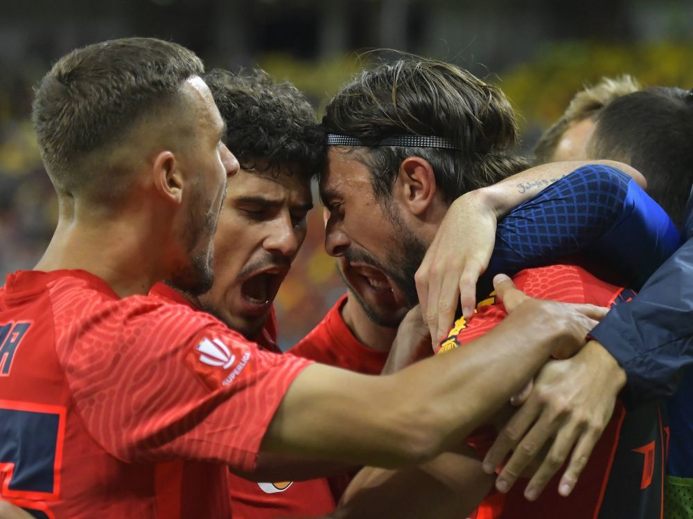 Antrenor pentru FCSB. Variantele de înlocuitor pentru Nicolae Dică _2