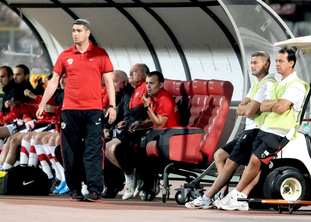 Portretul lui Liviu Ciobotariu: jucător și antrenor la Dinamo, selecționer în Asia, zero trofee și un singur sezon cap-coadă în Liga 1!_5