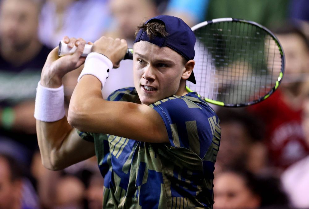 Cuvinte grele la fileu! Ce i-a spus Wawrinka elevului lui Mouratoglou, Rune, după partida nebună pierdută la Paris_6