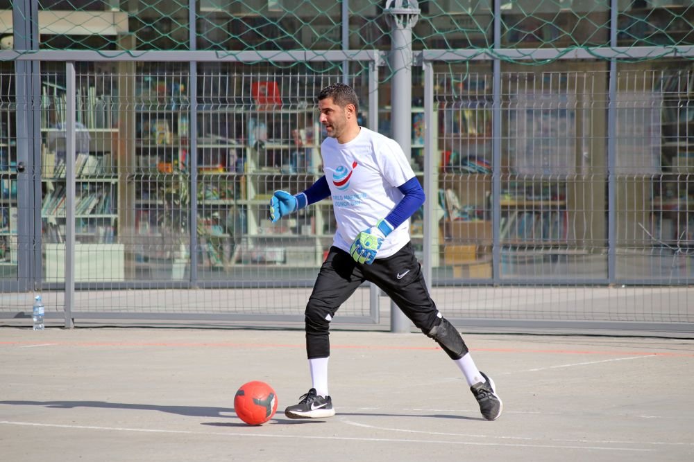 Fotbal ca-n curtea mall-ului! Belodedici, Gardoș, Coman și Varga au făcut spectacol pe ciment, la Obor_14