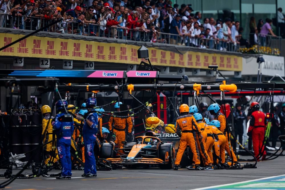 Lando Norris a dezvăluit că a vorbit și cu alte echipe înainte să semneze cu McLaren + Cât va încasa pilotul de Formula 1_4