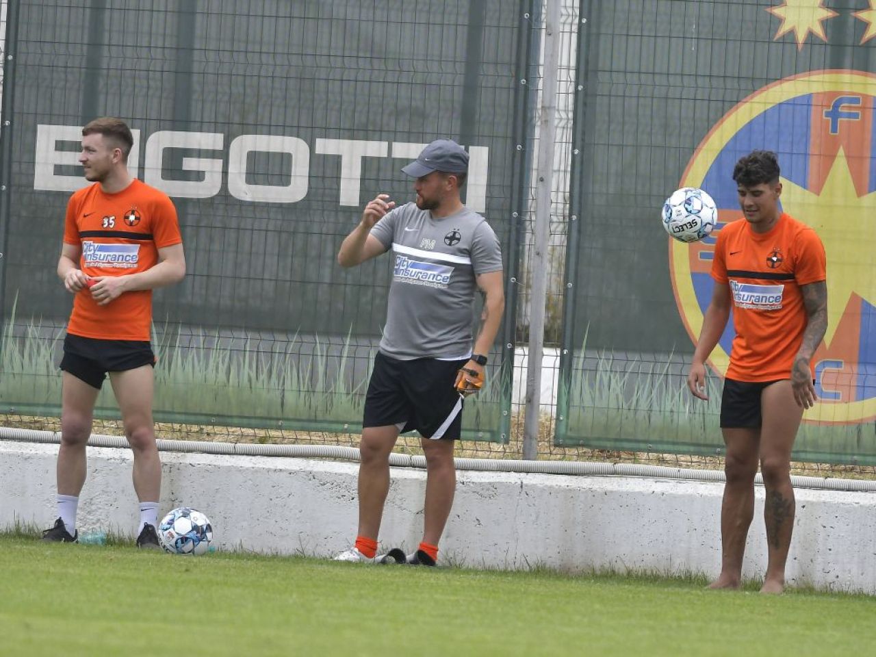 Antrenor 'ales' de jucători la FCSB?! Nume-surpriză al lui MM Stoica: „A urlat la Gnohere, el s-a întors scoțând flăcări, i-a zis: 'Ce te uiți, mă?' Imediat s-a repliat!” _5