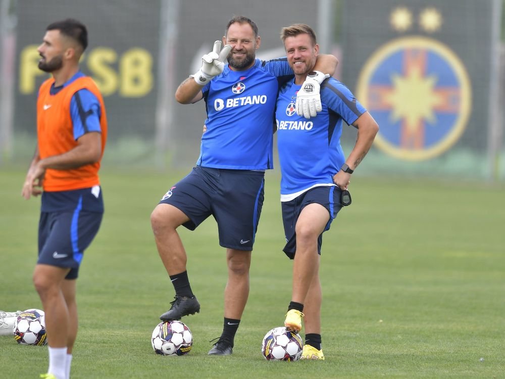 Antrenor 'ales' de jucători la FCSB?! Nume-surpriză al lui MM Stoica: „A urlat la Gnohere, el s-a întors scoțând flăcări, i-a zis: 'Ce te uiți, mă?' Imediat s-a repliat!” _8