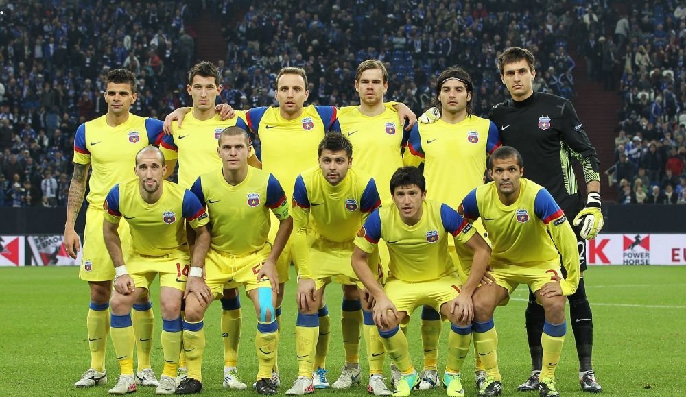 Momentul în care Gigi Becali s-a dus la antrenamentele FCSB-ului și a schimbat căpitanul echipei: „A zis: 'De azi el e! Adu banderola!' I-a pus-o personal pe mână, din magazie!”_9
