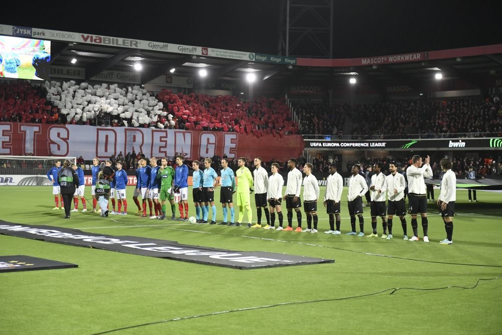 Zmei doar cu noi! Silkeborg, echipa care a umilit-o de două ori pe FCSB, e OUT din Europa. Clasamentul final_3