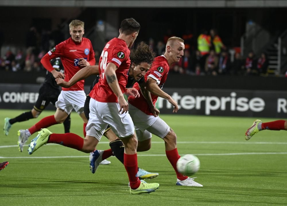 Zmei doar cu noi! Silkeborg, echipa care a umilit-o de două ori pe FCSB, e OUT din Europa. Clasamentul final_5