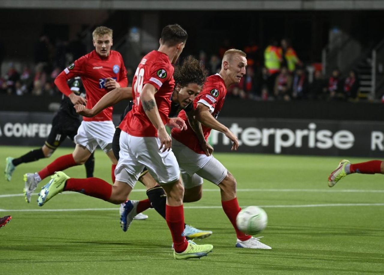Zmei doar cu noi! Silkeborg, echipa care a umilit-o de două ori pe FCSB, e OUT din Europa. Clasamentul final_5