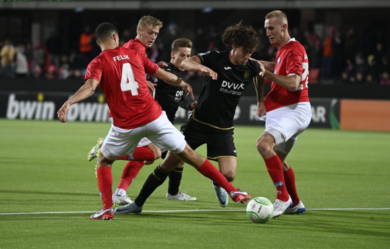 Zmei doar cu noi! Silkeborg, echipa care a umilit-o de două ori pe FCSB, e OUT din Europa. Clasamentul final_6