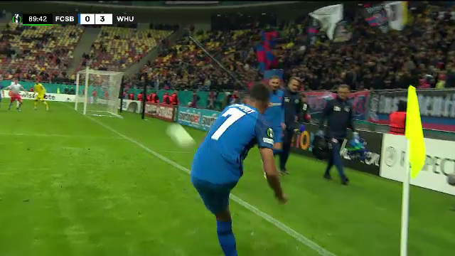 Ratare monumentală în FCSB - West Ham 0-3! Risto Radunovic nu a putut să înscrie din doi metri. Cum s-a întâmplat totul_4