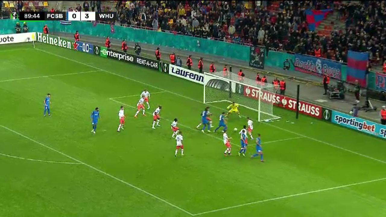 Ratare monumentală în FCSB - West Ham 0-3! Risto Radunovic nu a putut să înscrie din doi metri. Cum s-a întâmplat totul_8