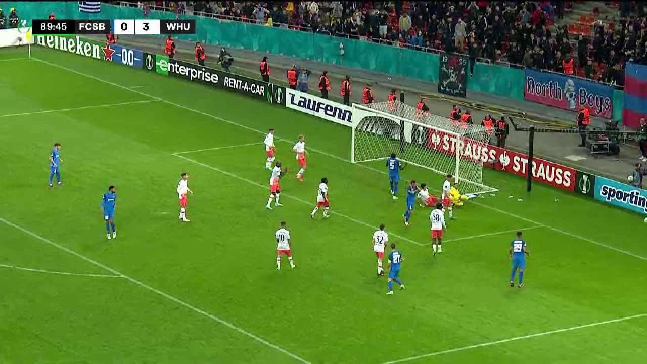 Ratare monumentală în FCSB - West Ham 0-3! Risto Radunovic nu a putut să înscrie din doi metri. Cum s-a întâmplat totul_12