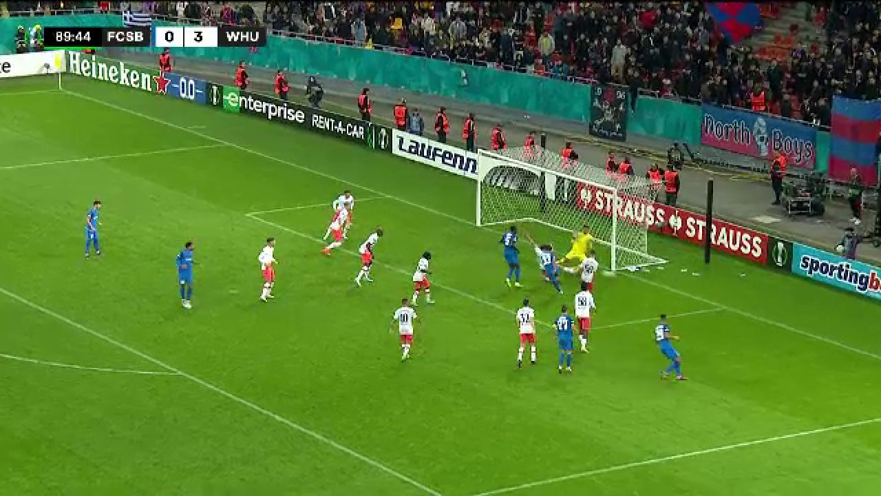 FCSB - West Ham 0-3 | Reacția lui Risto Radunovic după ratarea monumentală din minutul 90. Ce a spus fundașul muntenegrean_11