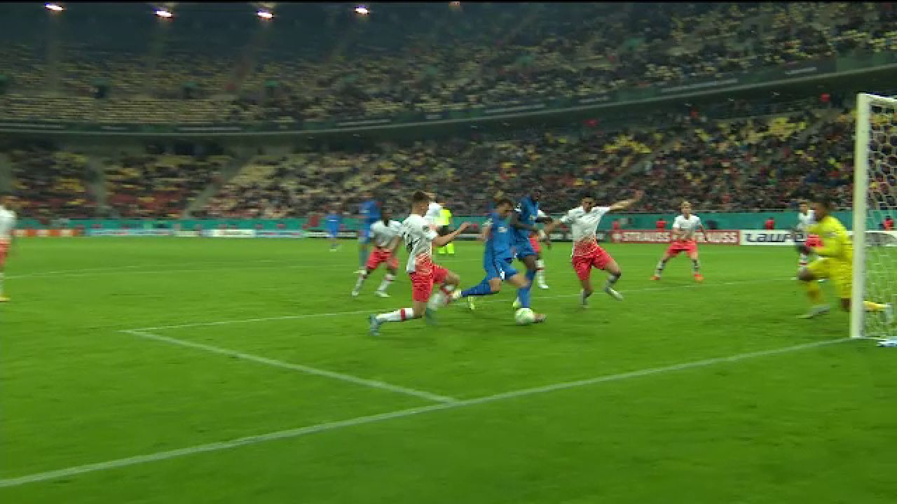 FCSB - West Ham 0-3 | Reacția lui Risto Radunovic după ratarea monumentală din minutul 90. Ce a spus fundașul muntenegrean_19