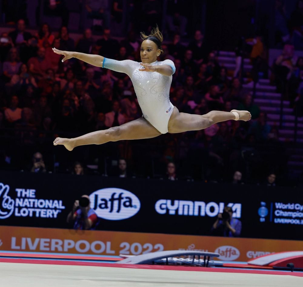 Încă un titlu mondial pentru superba Rebeca Andrade + pe ce loc s-au clasat Ana Maria Bărbosu și Gabriel Burtănete în finale_29
