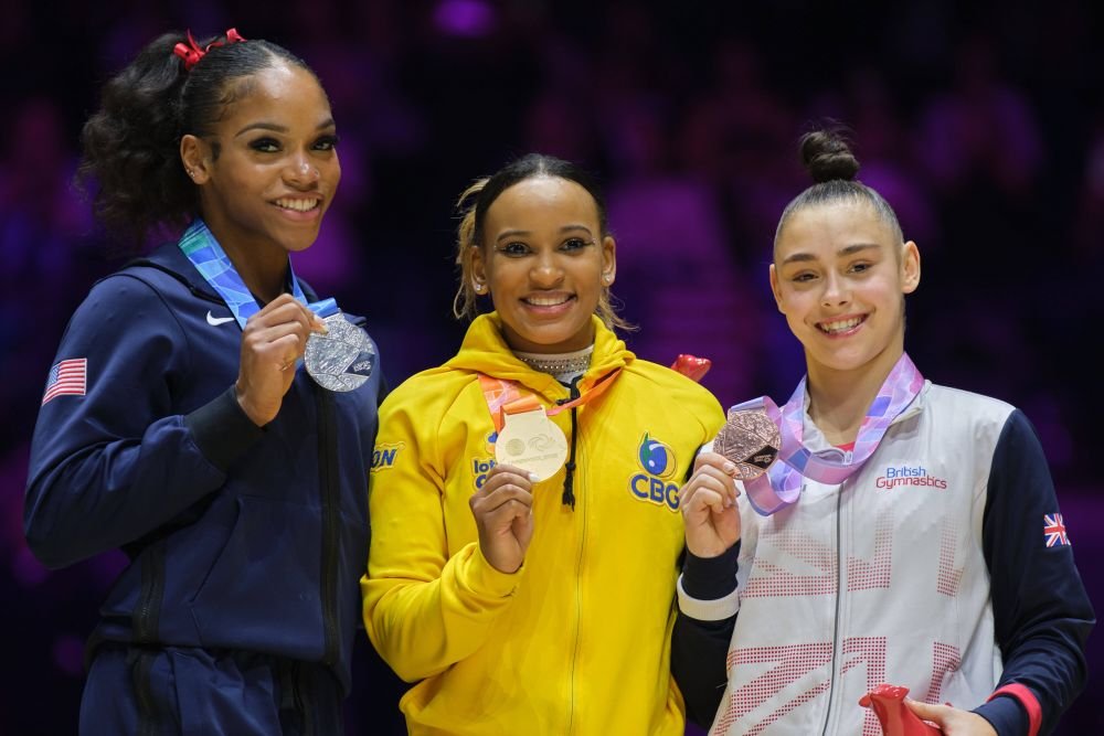 Încă un titlu mondial pentru superba Rebeca Andrade + pe ce loc s-au clasat Ana Maria Bărbosu și Gabriel Burtănete în finale_18