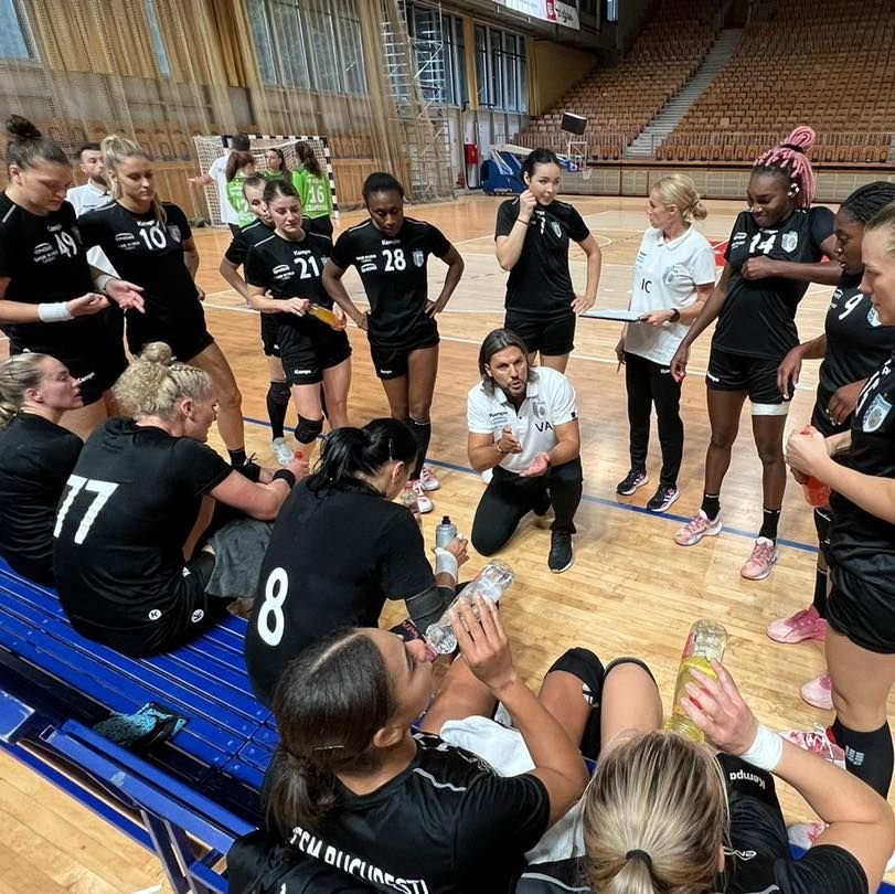 De azi, EHF Euro 2022 = Liga Florilor! Nu mai puțin de 48 de handbaliste de la Campionatul European joacă la cluburi din România_2