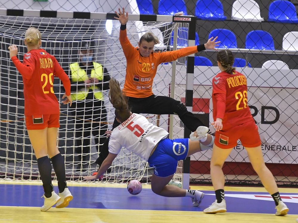 De azi, EHF Euro 2022 = Liga Florilor! Nu mai puțin de 48 de handbaliste de la Campionatul European joacă la cluburi din România_4