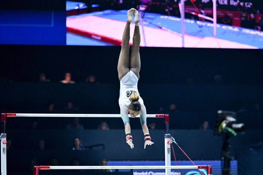 Încă un titlu mondial pentru superba Rebeca Andrade + pe ce loc s-au clasat Ana Maria Bărbosu și Gabriel Burtănete în finale_27