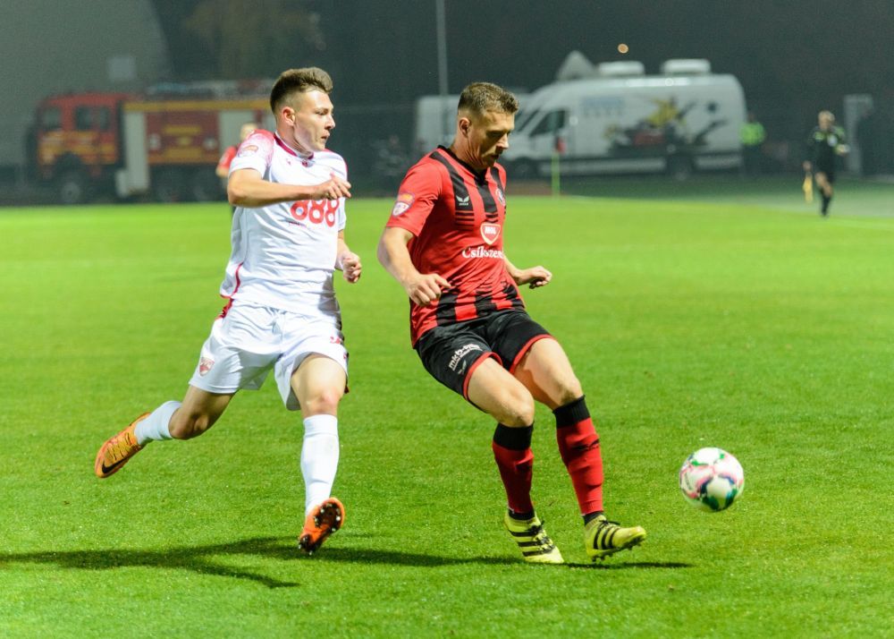 Dinamo are opt meciuri fără înfrângere, dar se poate îndepărta de play-off! Cum arată clasamentul + programul ”câinilor”_2