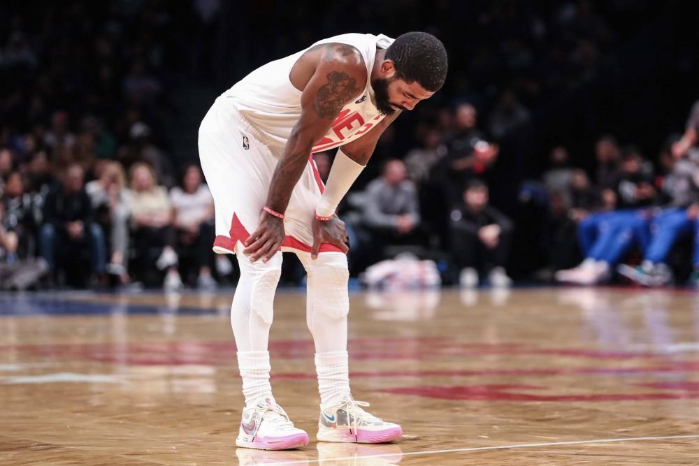 Baschetbalistul din NBA cu un salariu de peste 36 milioane de euro pe an, acuzat de antisemitism. Cum a reacționat sponsorul Nike