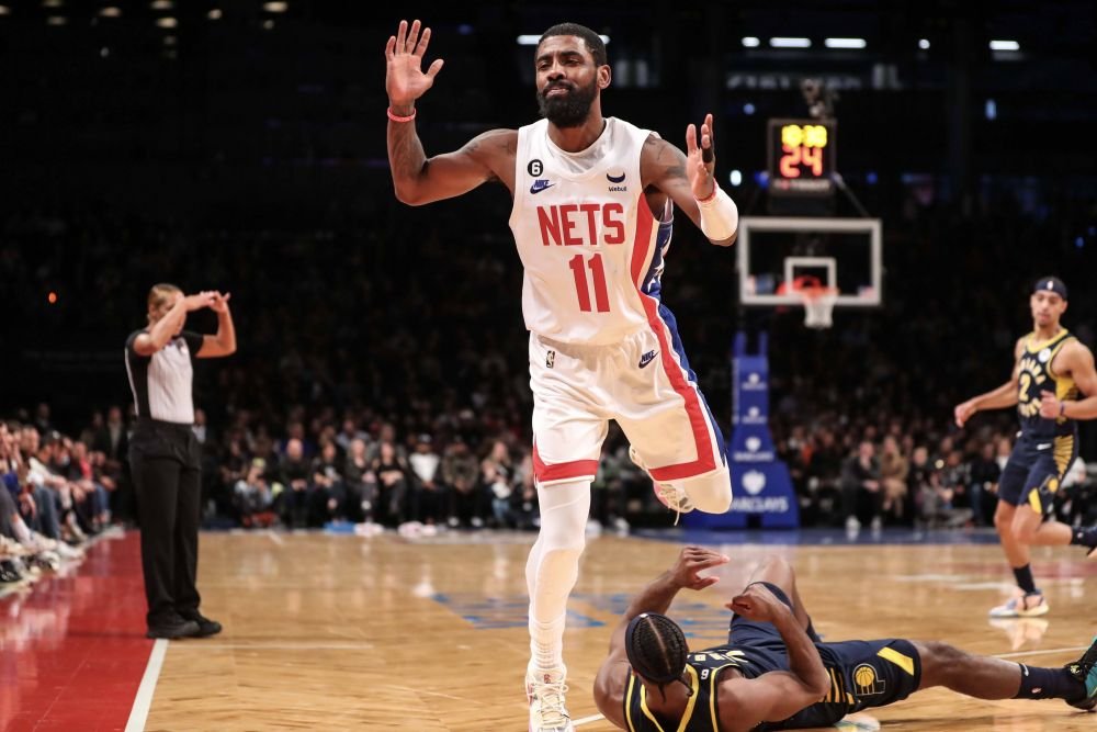 Baschetbalistul din NBA cu un salariu de peste 36 milioane de euro pe an, acuzat de antisemitism. Cum a reacționat sponsorul Nike_3
