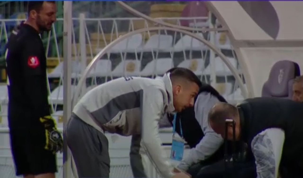 Imaginile deznădejdii după FC Argeș-Sepsi 0-5! Cătălin Straton a izbucnit în plâns și a fost consolat de Marius Croitoru_4