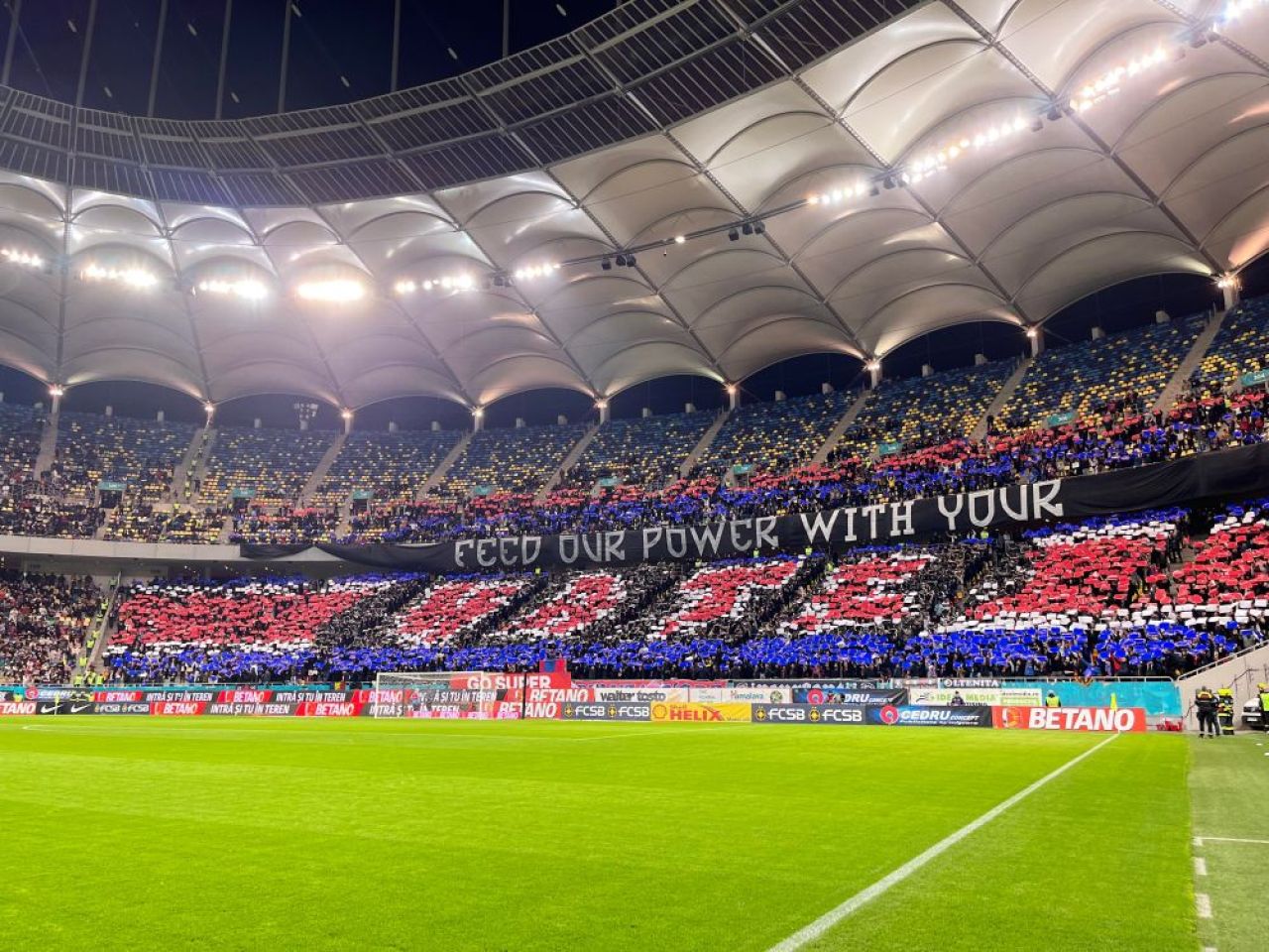 Huiduieli la momentul de reculegere de la FCSB - Rapid. Reacție dură în direct: