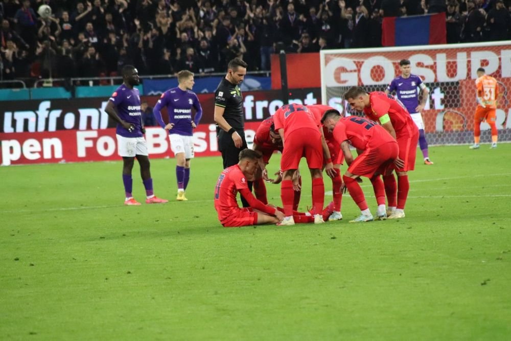Lovitură pentru FCSB! Octavian Popescu s-a accidentat la cel mai bun meci al sezonului_14