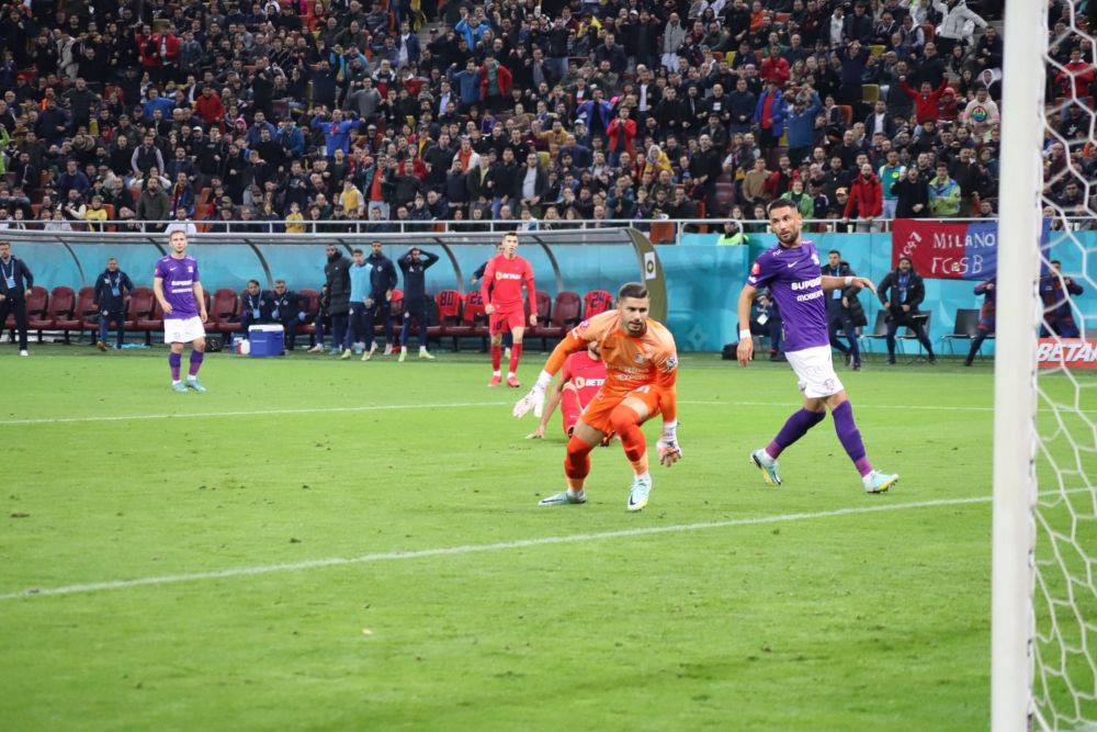 FCSB - Rapid 3-1 | Tripleta Cordea, Compagno și Tavi Popescu, show pe Arena Națională! Apărarea oaspeților, făcută harcea-parcea_4