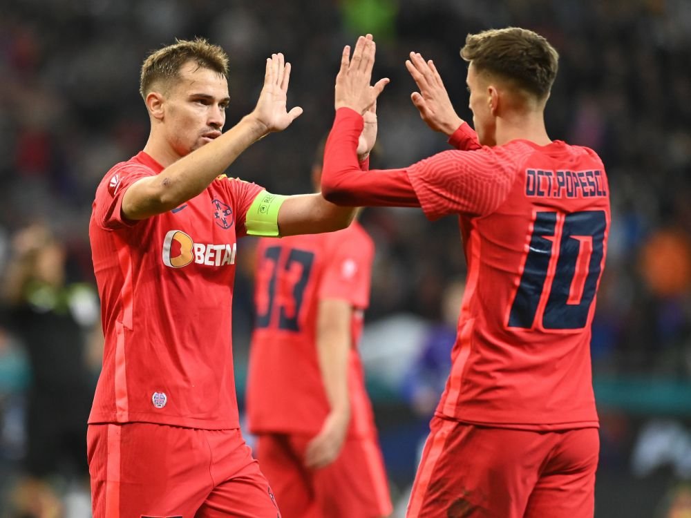 Ilie știe! Capitolul care a făcut diferența în FCSB - Rapid: ”Nu poți să faci asta dacă nu lucrezi în grup”_4