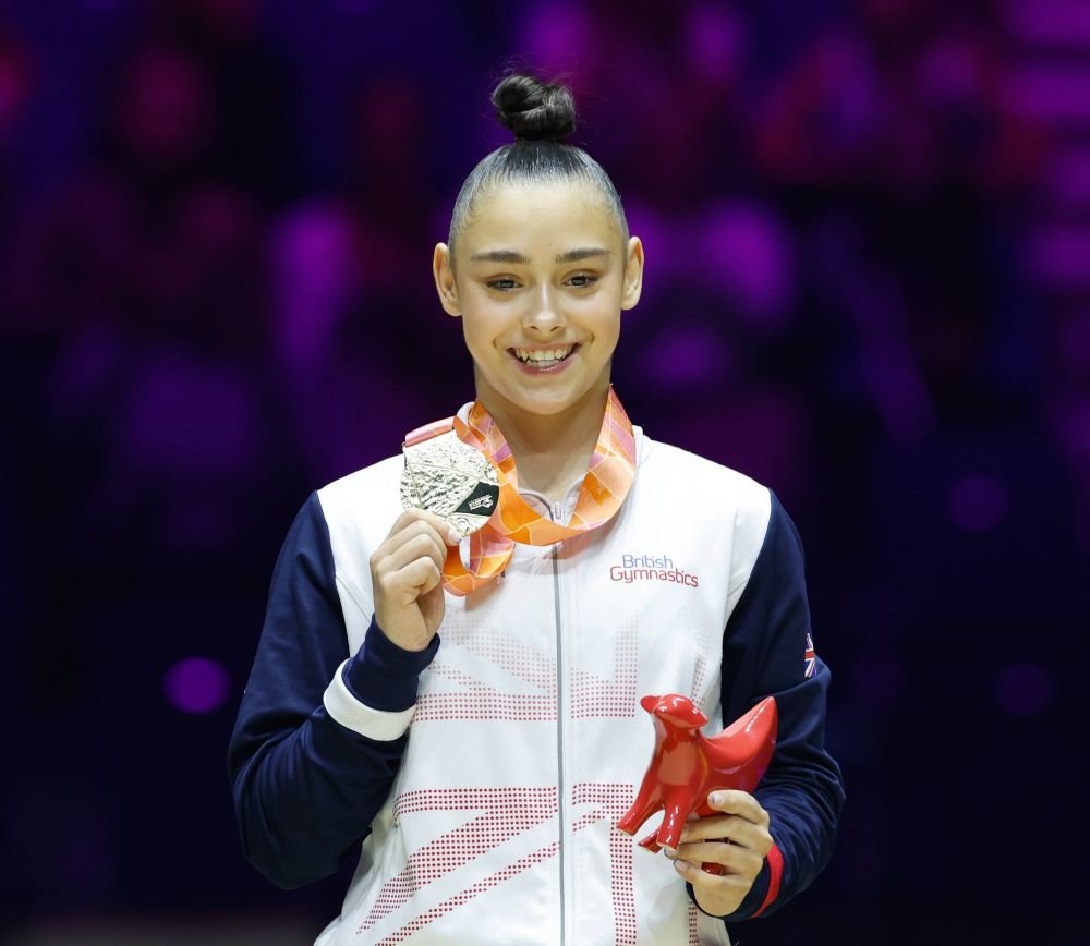 Frumoasa Jesica Gadirova, imbatabilă la sol! Cine a urmat-o pe britanică în clasament la CM de gimnastică de la Liverpool_3