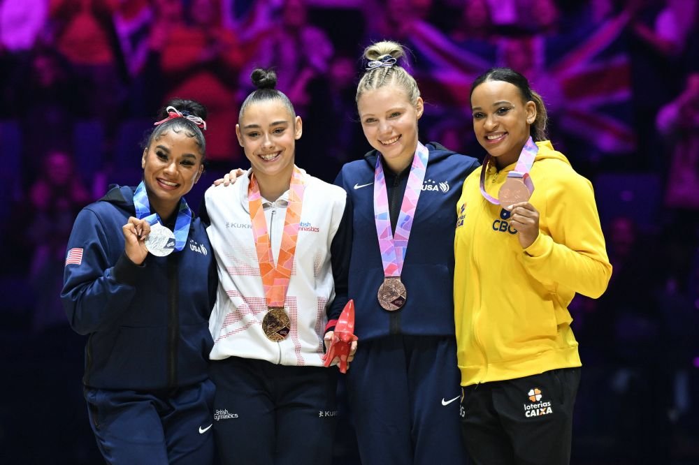 Frumoasa Jesica Gadirova, imbatabilă la sol! Cine a urmat-o pe britanică în clasament la CM de gimnastică de la Liverpool_6