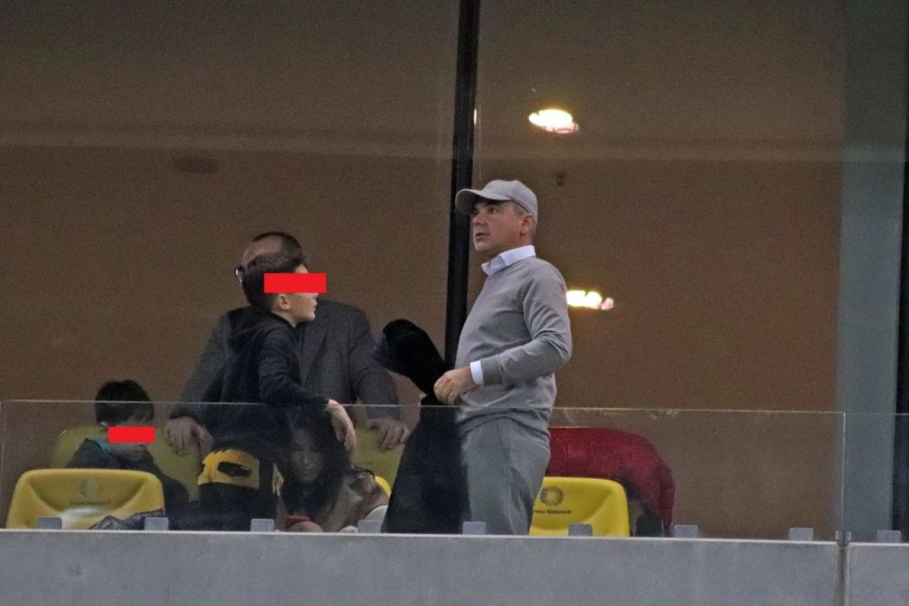 Politicianul pe care Gigi Becali îl voia ministru al Apărării, în lojă la derby-ul cu Rapid_1