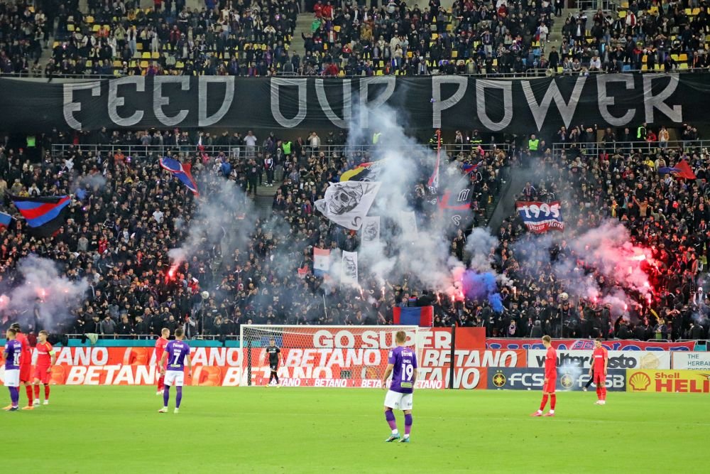 Politicianul pe care Gigi Becali îl voia ministru al Apărării, în lojă la derby-ul cu Rapid_5