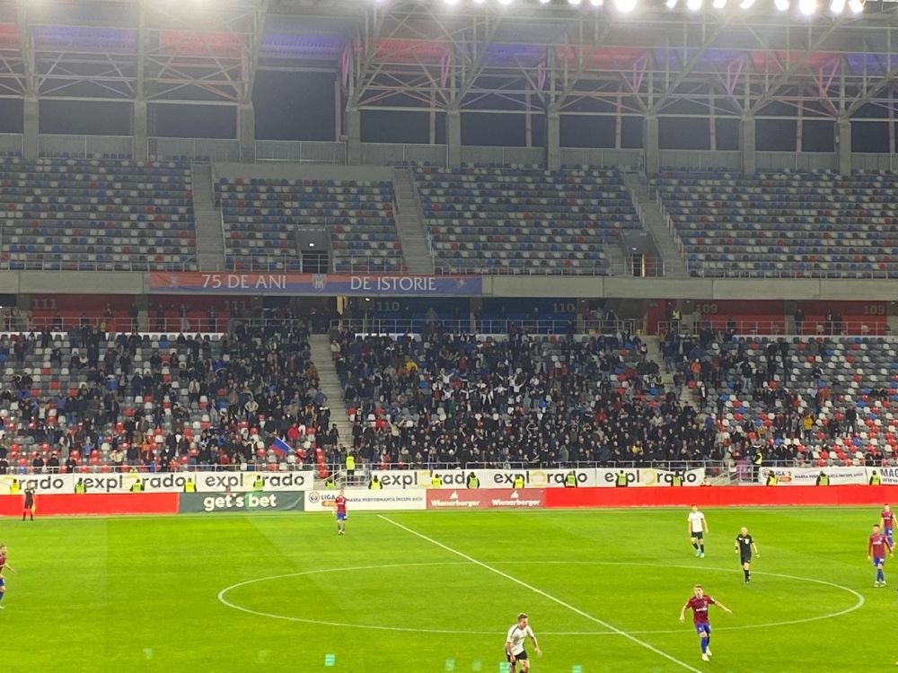 Suporterii lui CSA Steaua, protest la meciul cu Unirea Dej. Câți oameni au fost la meci și ce au scandat