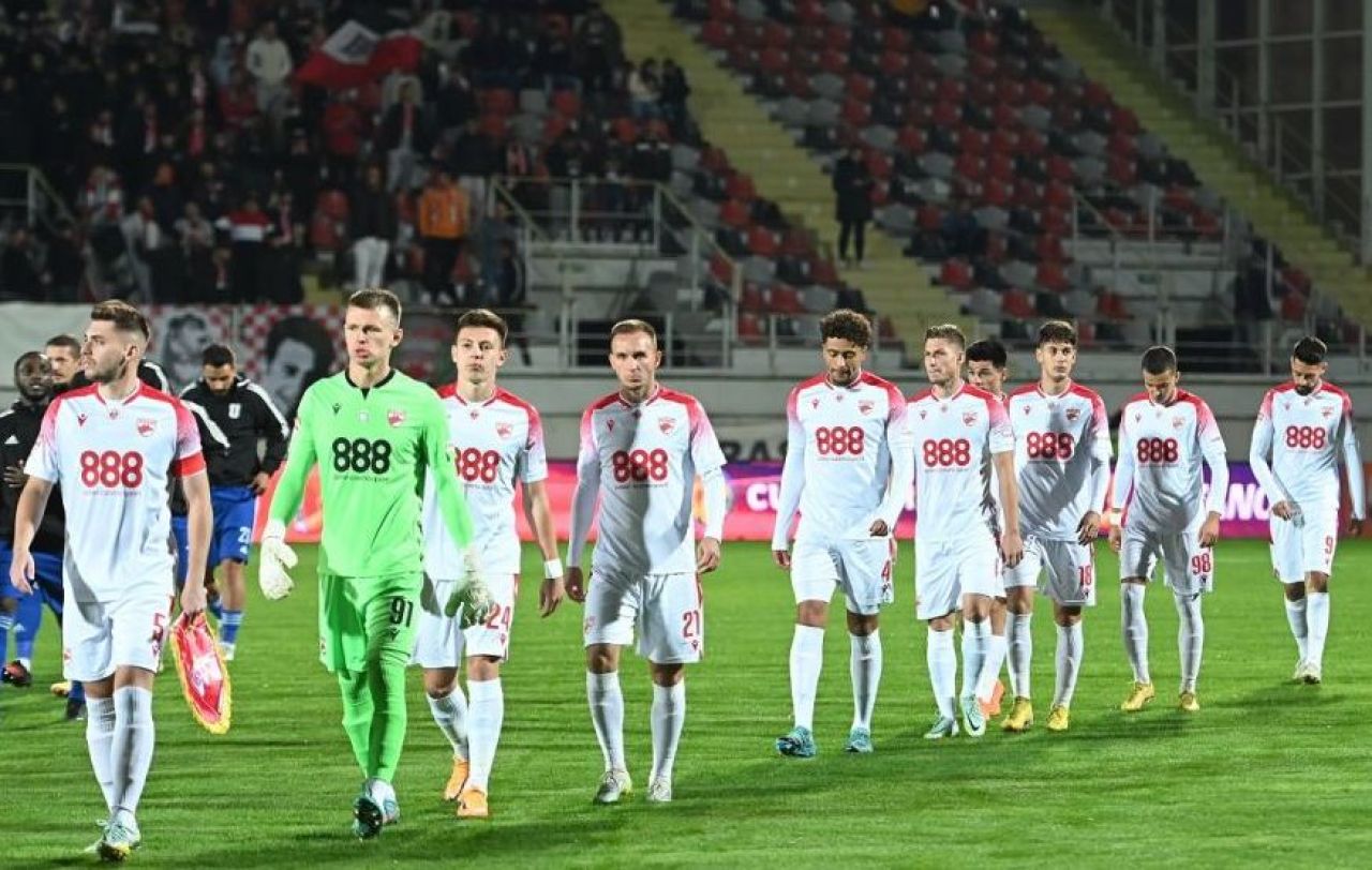 CUPA ROMÂNIEI | Dinamo - Sepsi OSK 2-3 | Victorie pentru oaspeți pe Arcul de Triumf! „Câinii” s-au trezit pe final _1