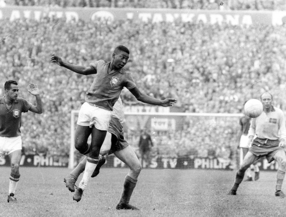 Cei mai tineri fotbaliști care au evoluat la Campionatul Mondial! Numele surpriză care l-a întrecut pe marele Pele_15